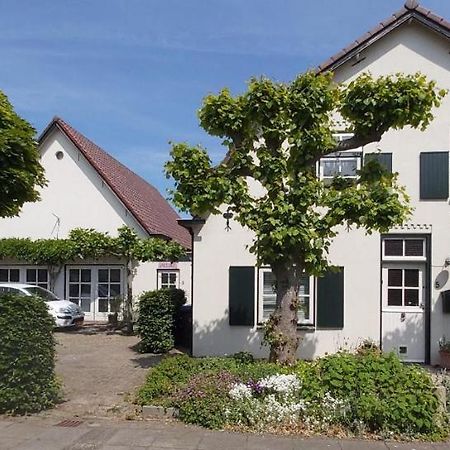 De Slaapmus Bed and Breakfast Boven-Leeuwen Exteriör bild