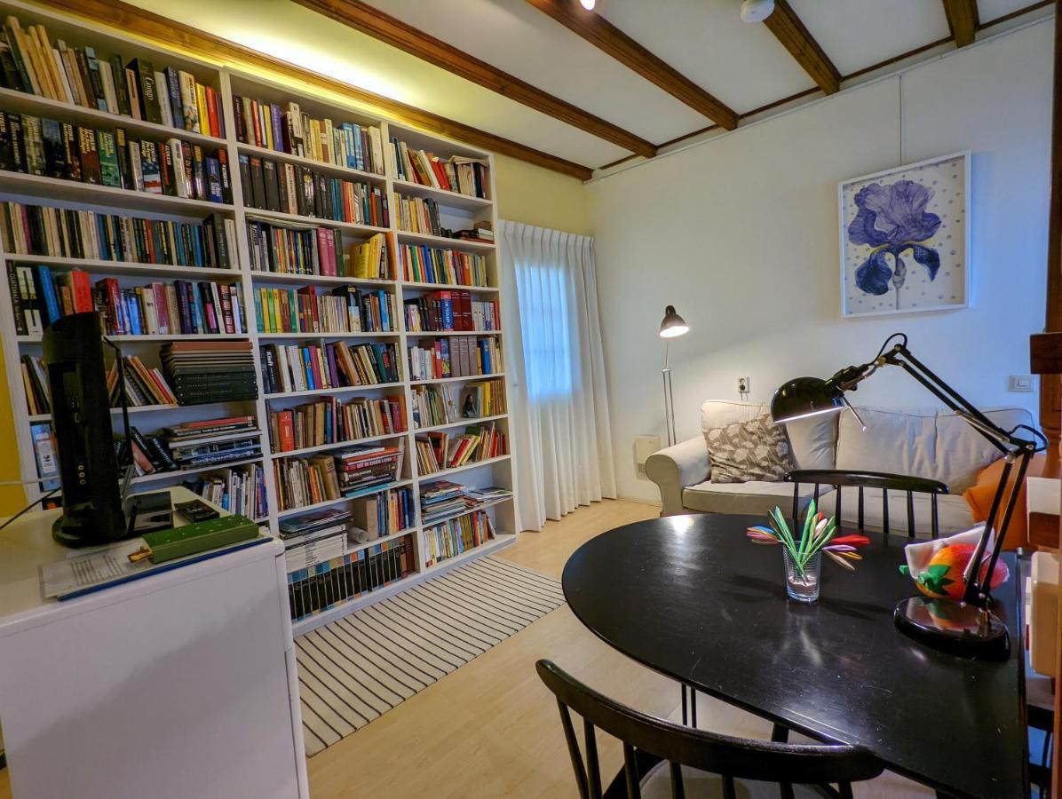 De Slaapmus Bed and Breakfast Boven-Leeuwen Exteriör bild